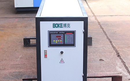 怎么解決螺桿式冷水機斷水故障？